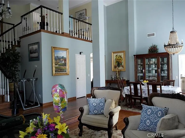 1854 Brooke Ln — Photo 13