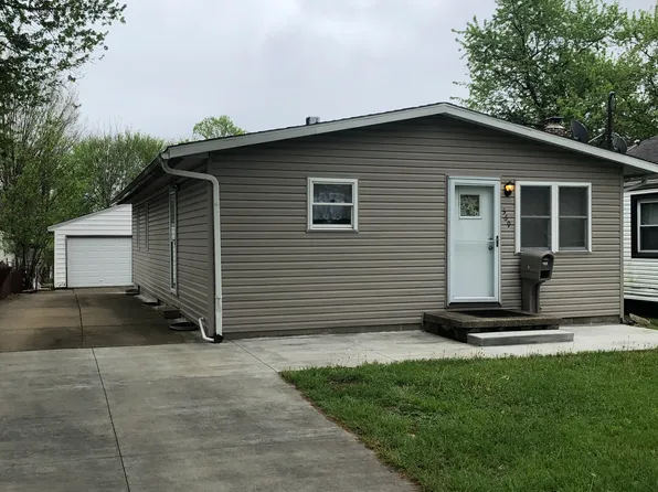 369 Warwick St, Akron, OH 44305