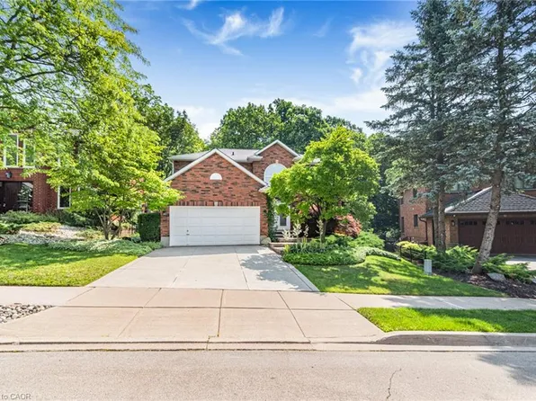 59 Renata Ct, Dundas, ON L9H 6X2