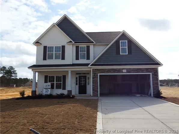 4729 Scenic Pines Dr, Hope Mills, NC 28348