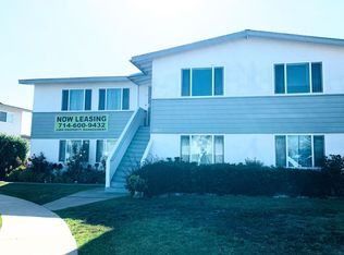 2867 Hickory Pl APT D, Costa Mesa, CA 92626