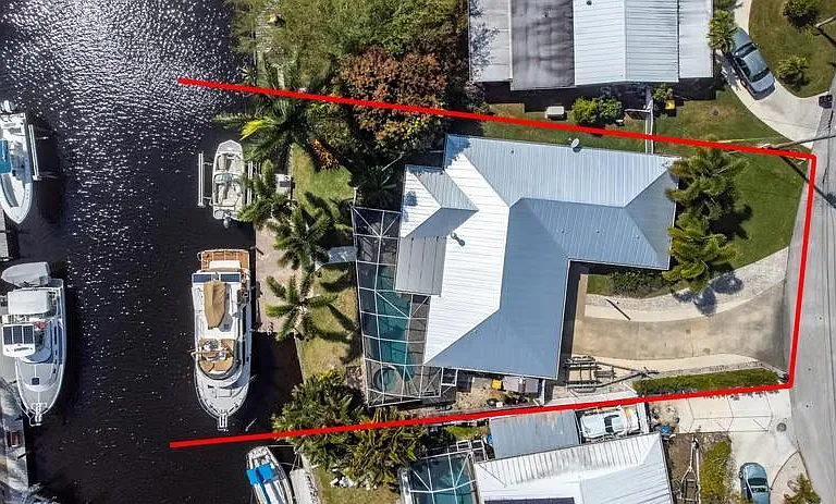 1744 SW Boatswain Pl — Photo 10