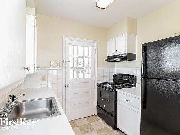 5th image of 3620 Johnwood Dr