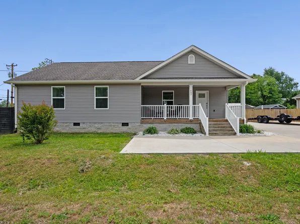 403 West College, Watertown, TN 37184