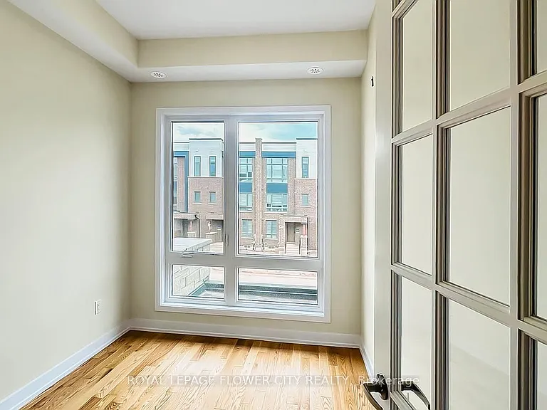 3098 Meadowridge Dr — Photo 9