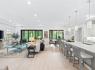 2472 Breakwater Way #11101, Naples, FL 34112