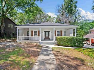 121 Broadmoor Dr, Daphne, AL 36526