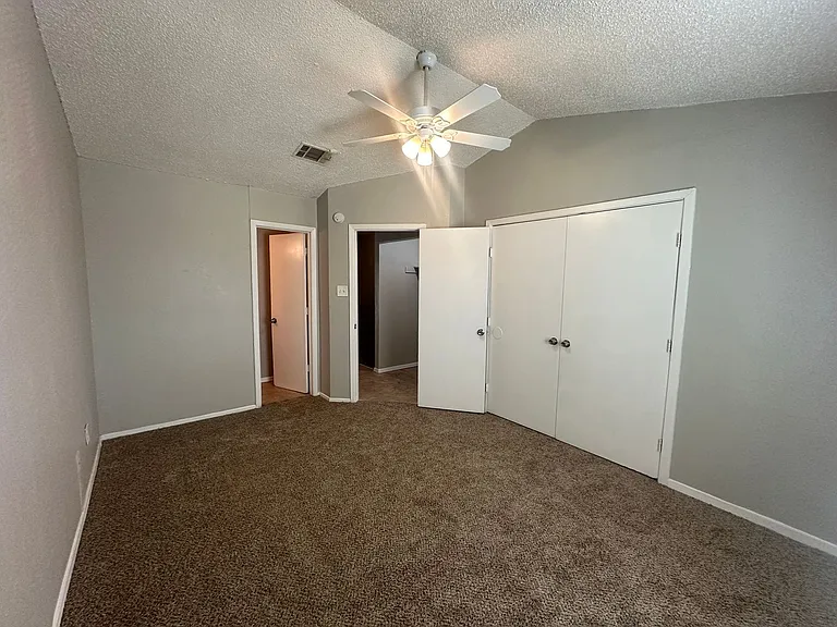 9447 Olde Towne Row — Photo 15