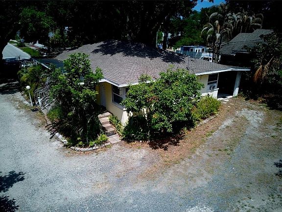 3rd image of 2119 S FERN CREEK AVENUE