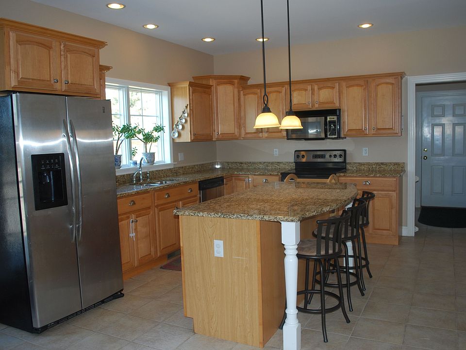 27 Senexet Village Rd, Woodstock, CT 06281 Zillow