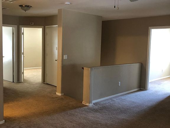 4th image of 4121 E Whitehall Dr