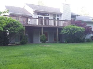 2811 Marvin Ln, Freeport, IL 61032