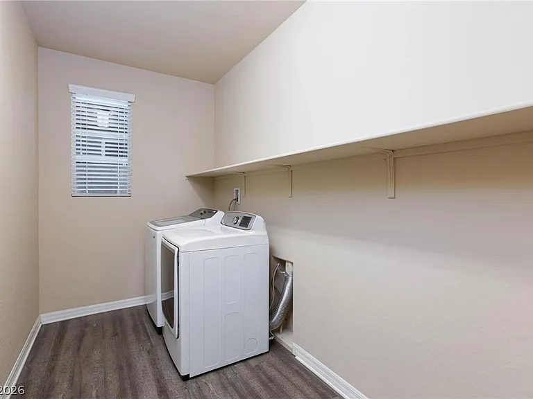 10956 Hunting Hawk Rd — Photo 41