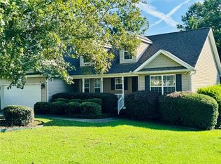 1012 N Lake Dr, Greenwood, SC 29649