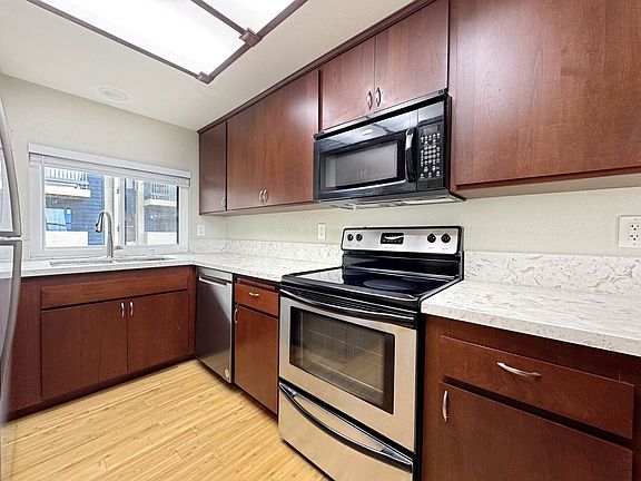 5th image of 3735 Balboa Ter Unit C
