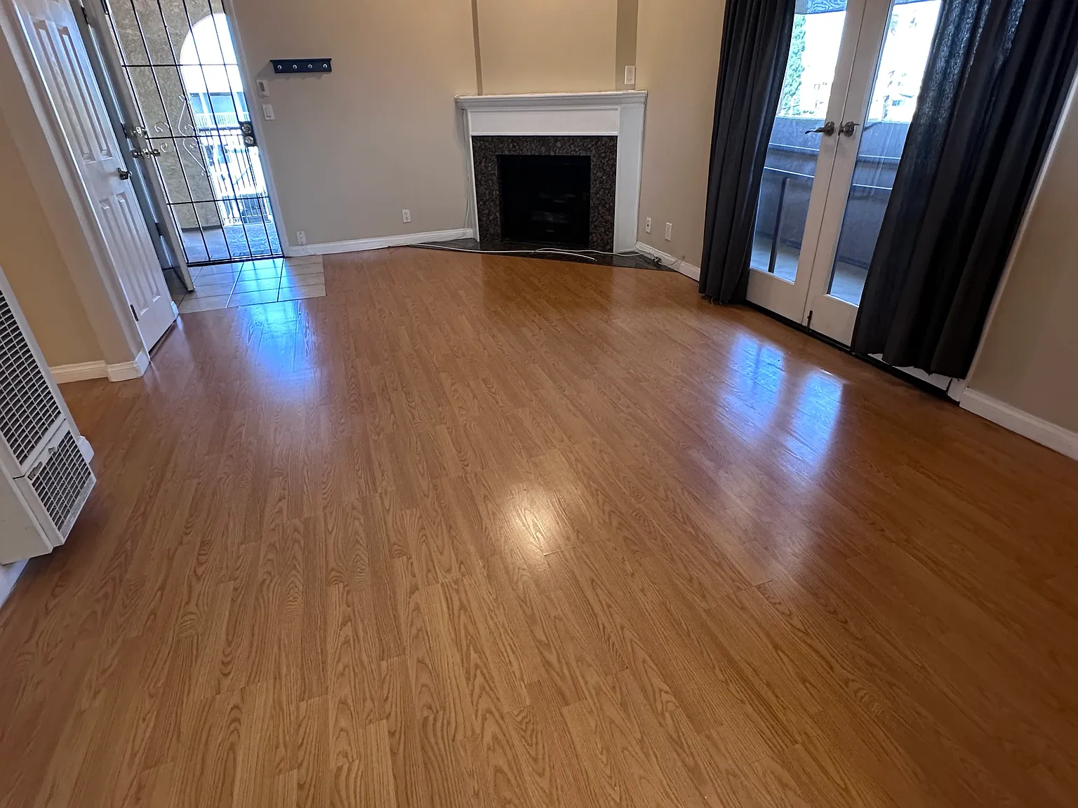 2 bed, $2,400 — Photo 2