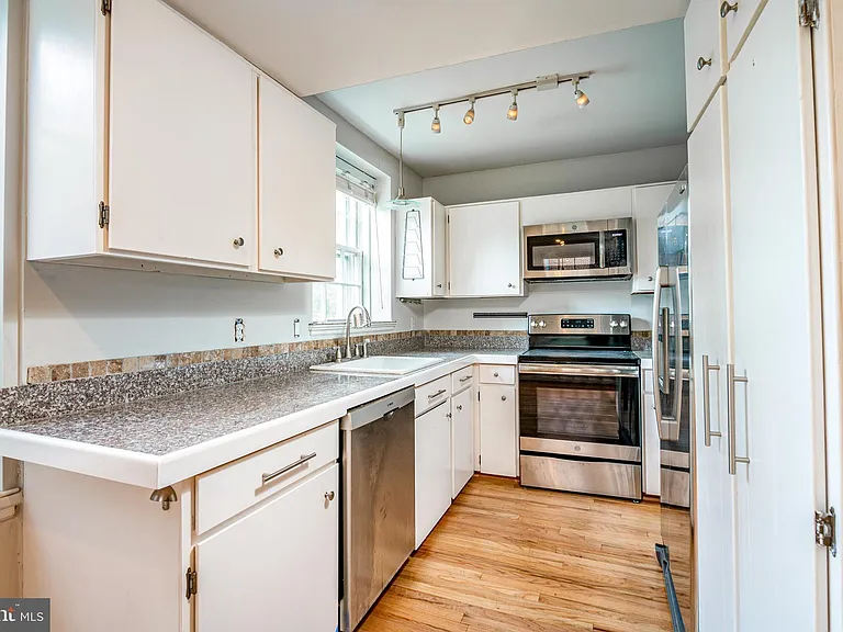 3520 39th St NW #A655 — Photo 10