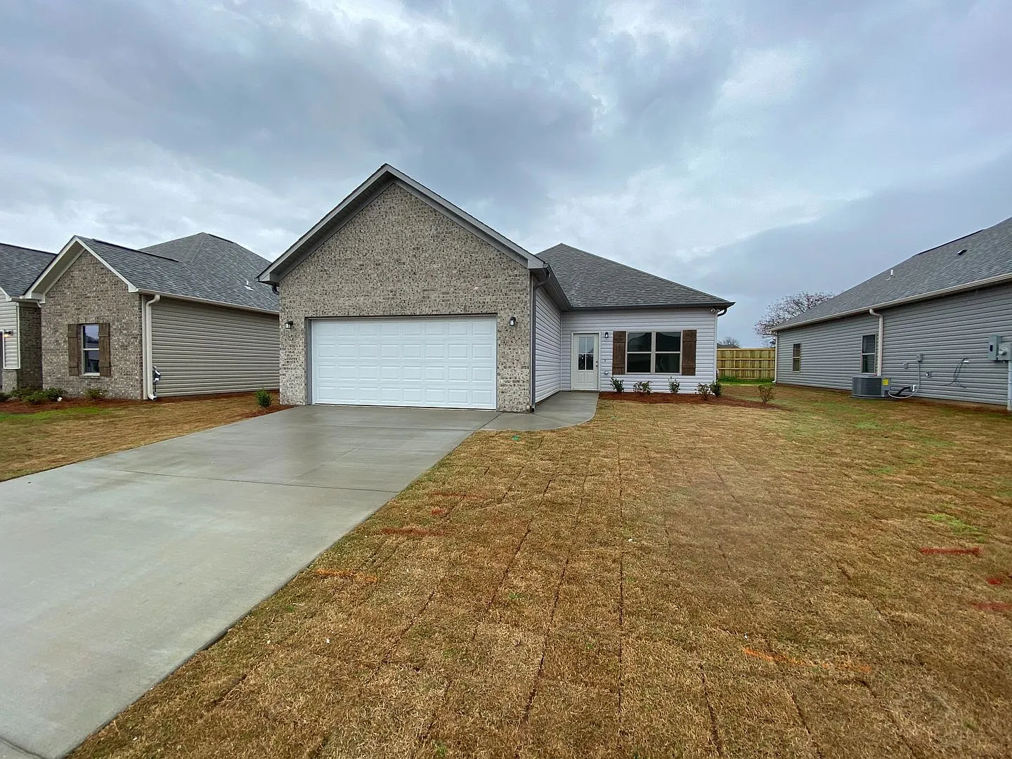 Home for Rent in Tuscaloosa, AL... View with 48 Hours Notice! — Photo 1