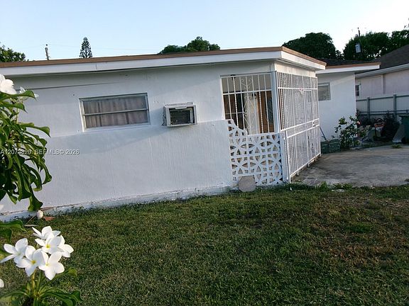 3rd image of 864 NW 116th St