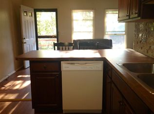 911 Sybil St, Ann Arbor, MI 48104