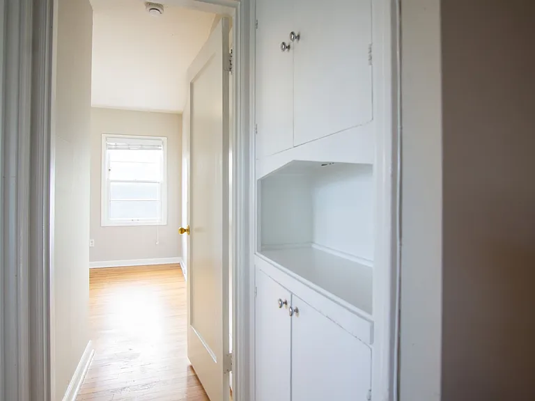 1946 NW Lovejoy St #3 — Photo 10