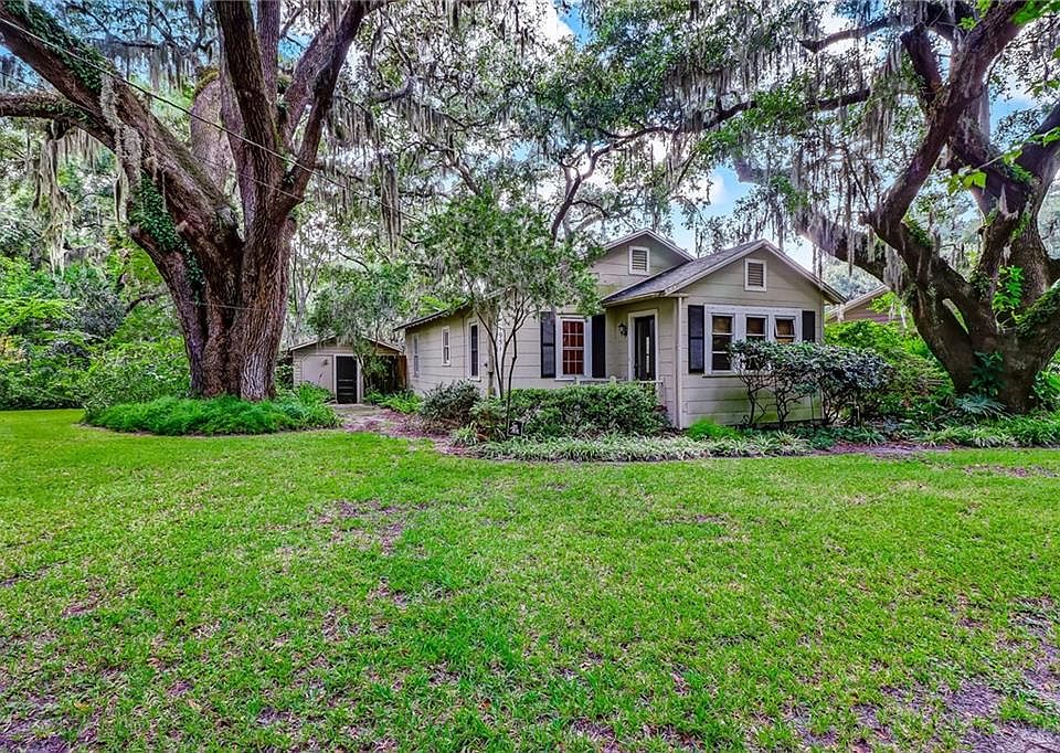 1st image of 1951 Palm Dr