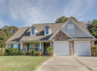9708 Needlepoint Rd, Charlotte, NC 28215