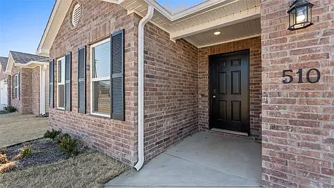 3 bed, 1703 sqft, $1,900 — Photo 3