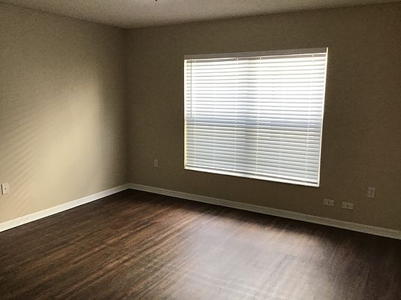 4th image of 149 Circle Hill Rd