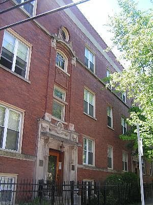1st image of 1017 W Ainslie St APT 3