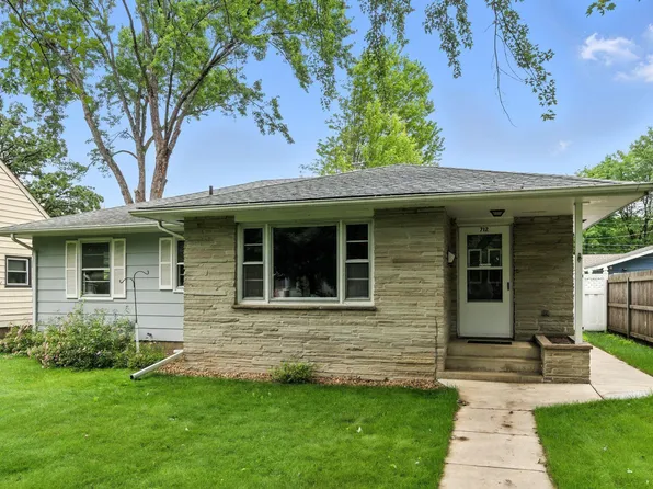 712 Kilian Blvd SE, Saint Cloud, MN 56304