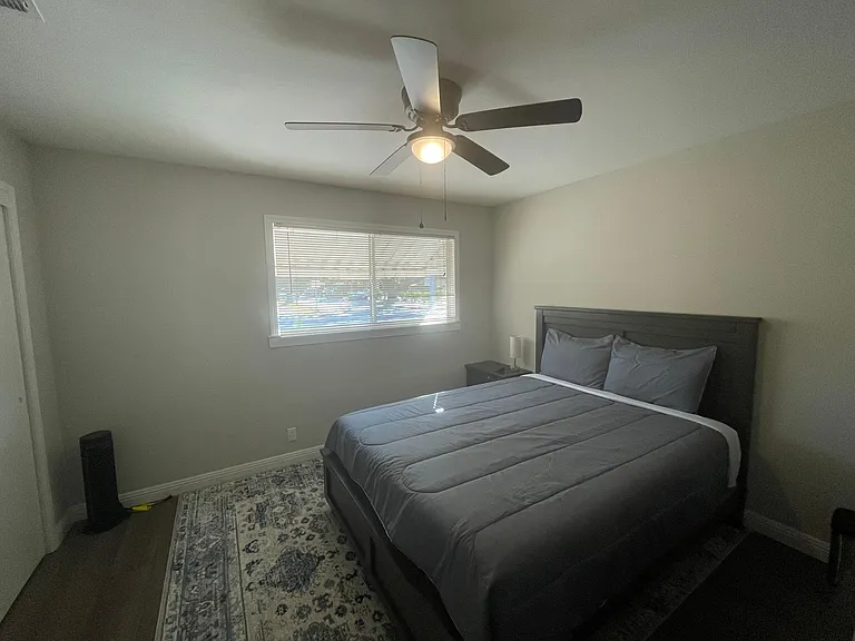 110 Gladys Ave #A — Photo 31