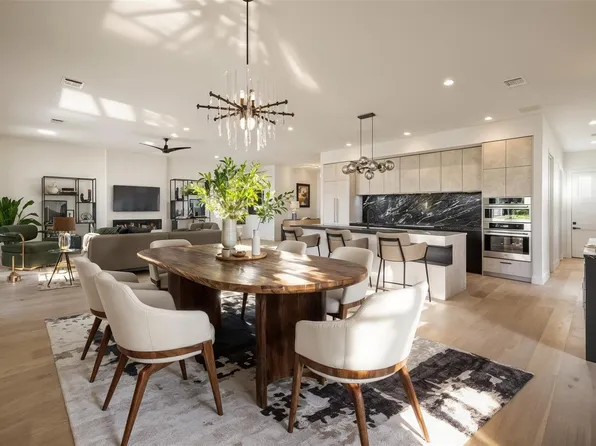 201 Custers Last Stand, Horseshoe Bay, TX 78657