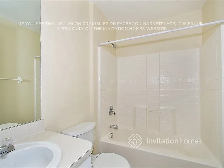 3009 Tropical Cir SE — Photo 11