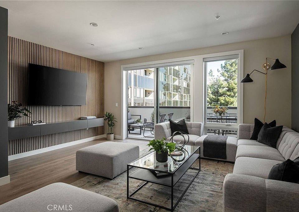 1st image of 380 Cordova St #501