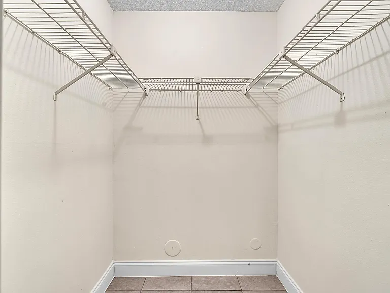 2510 Riverside Dr #2510 — Photo 42