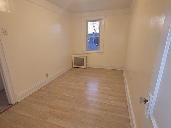 4th image of 3114 99th St Floor 2