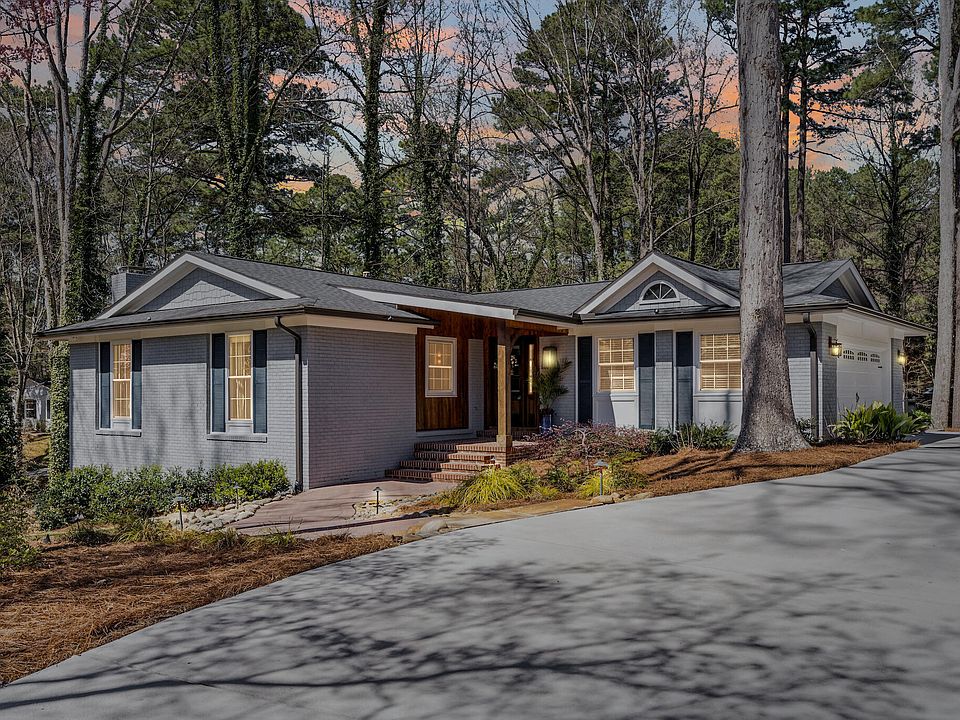 1st image of 1104 Temple St