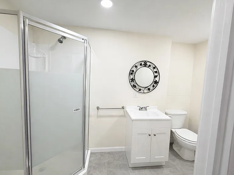11 Webster Ave #10 — Photo 4