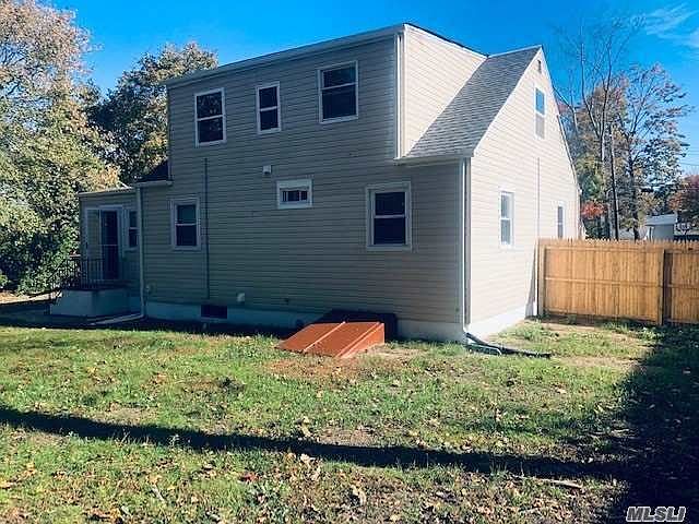 2nd image of 4 Minerva Ln