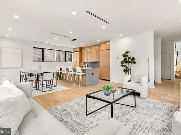 4515 Washington Blvd, Arlington, VA 22201