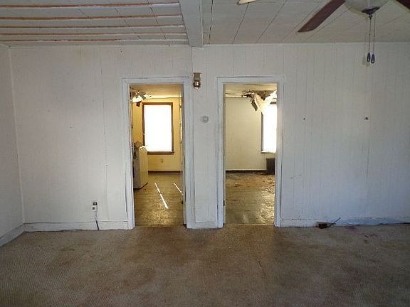 4th image of 15 Saint Vincents Ave