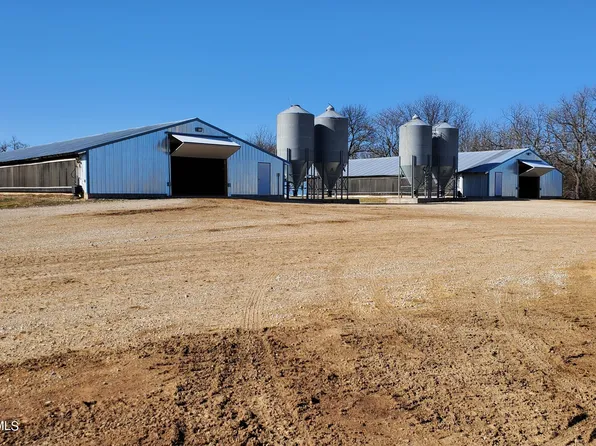 33391 Sids Rd, Tipton, MO 65081