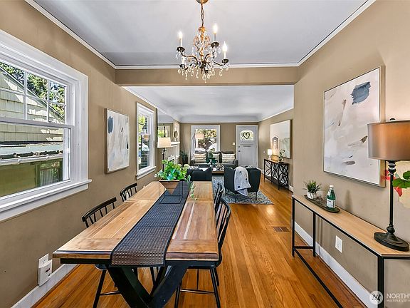 5th image of 1035 NE 91st Street