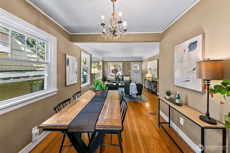 5th image of 1035 NE 91st Street