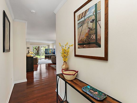 3rd image of 993 Longmeadow Ct #1028