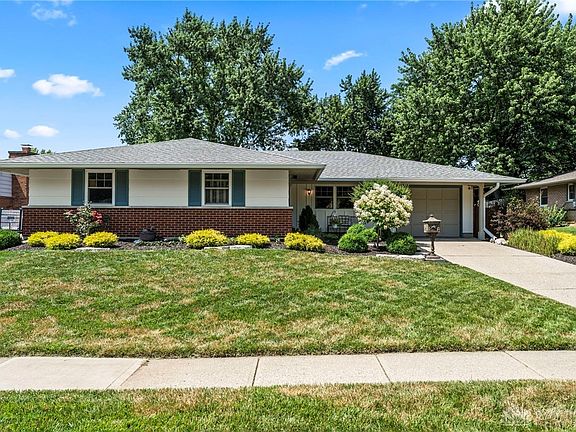 3rd image of 6855 Hubbard Dr