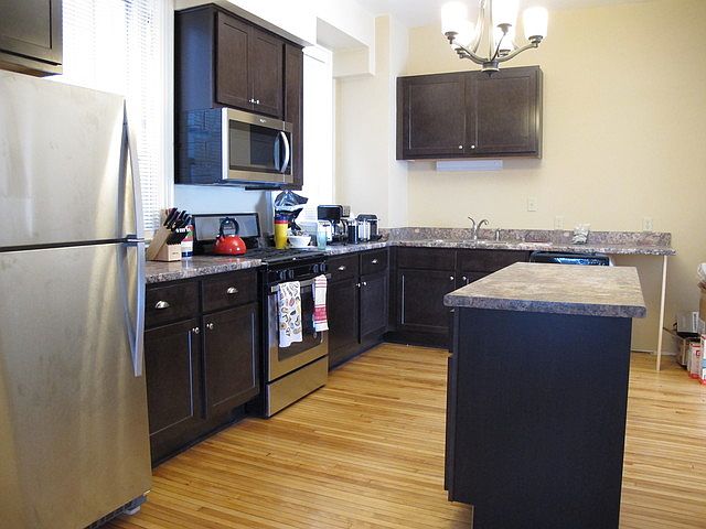1st image of 579 Holly Ave #1