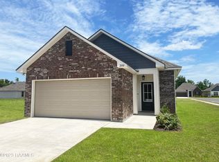 200 Dunwoody Ct, Carencro, LA 70520