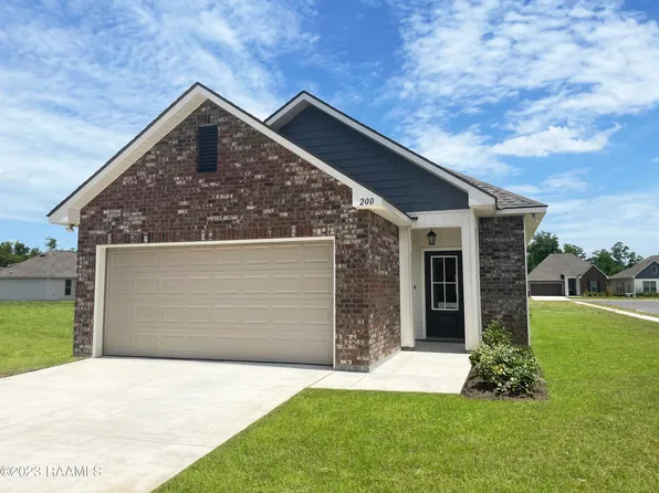 200 Dunwoody Ct, Carencro, LA 70520